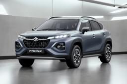 Maruti Suzuki Fronx Color Splendid Silver